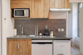 Flamingo Vibes – Your 2-bedroom apartment in Lyon - Image 4