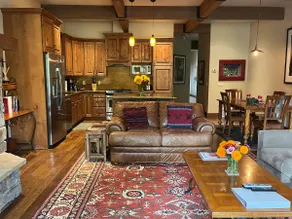 Cozy Condo in the Heart of Downtown BigFork - Image 3