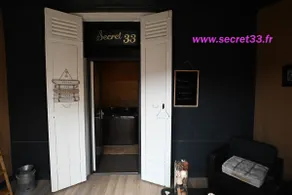 SECRET33 - Image 3