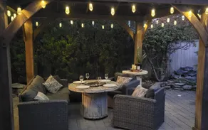 West Coast 3 Bedroom Garden Suite - Image 3