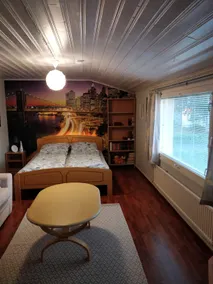 Cozy and peaceful studio in a small apartment building. - Image 3