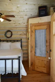 Cooper's Cabin at The Historic Osborne House - Image 2