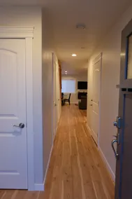 Modern Home, Centrally located! - Image 2