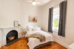 Newly renovated, Kennedy Cottage - close to CBD - Image 4