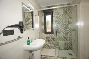 La Cueva Apartments No. 5 - Image 4