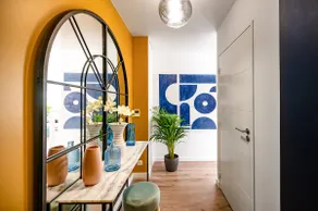 Beautiful duplex with lake view. - Image 2