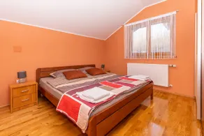 Villa with pool, sauna, jacuzzi and game room - Image 5