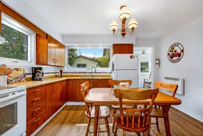 Waterfront Cottage, Wi-Fi | Netflix | Dog Friendly - Image 4