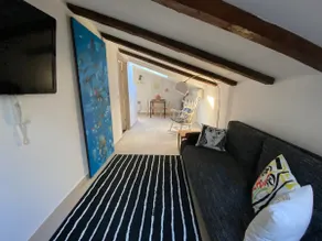 An attic paradise for art and nature lovers - Image 2