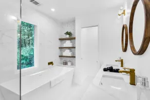 Private Luxury Spacious Atlanta Home - Image 5