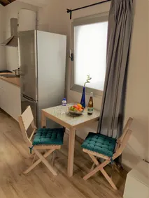 Quiet and beautiful apartment, private parking. - Image 4