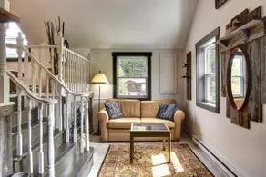 Beautiful apartment by the Red River - Image 2