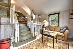 Beautiful apartment by the Red River - Image 3