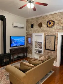 Adorable Fully Restored 1895 Pioneer House - Image 3