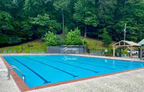 Fully-Fenced w/Pool & Resort Access, Pet-Friendly - Image 2