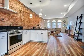 Stunning Downtown Northampton Loft Condo 2R - Image 4