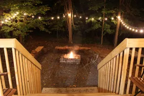 Evergreen Escape - Woodsy Artistic Retreat - Image 5