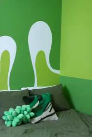 A very 70s 2-bedroom near food, transit, and more - Image 3