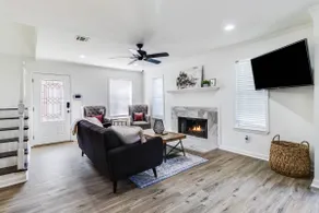 Renovated 3BR/2BA By Hwy 90 + Free Wi-Fi & Coffee - Image 2
