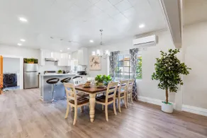 Bright & Cheerful Home (4 beds, 3 bedroom, 2 bath) - Image 3