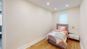 Cozy Brooklyn Getaway: Hosted in Sheepshead Bay. - Image 5