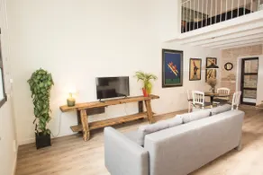 Lovely loft with a patio - Image 4