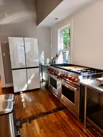 Charming 3 Bedroom Midtown Home - Image 5