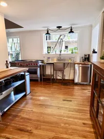 Charming 3 Bedroom Midtown Home - Image 4