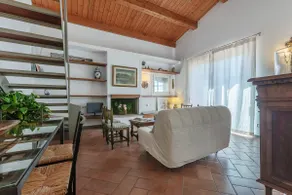 GuestHost - Francolino Duplex Charming La Farnia Villa - Image 5