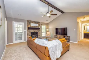 Cozy Home - Walkable to Downtown Senoia - Image 5
