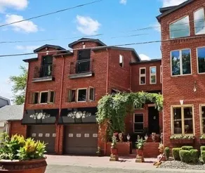 Part of Mini-Mansion, private, 3 story Lake Erie views - Image 2