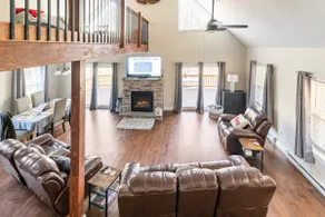 Parkwood Manor at Bear Creek Lakes in Jim Thorpe - Image 4