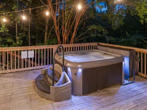 Grants Mountain Cabin Hot Tub Outdoor Fireplace - Image 4