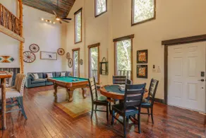 Lakefront Estate With 2 Kitchens Perfect for Events & Families - Image 5