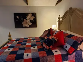 Guesthouse in Historic District of Columbus, TX - Image 5