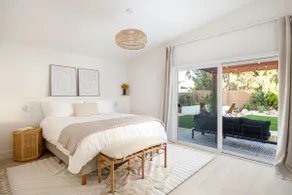 New 4 Bed Home with Spa Fire Pit & Tranquil Vibe - Image 2