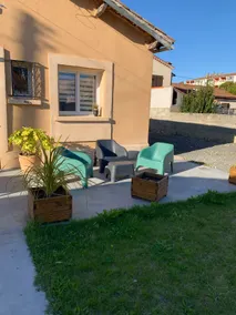 Private parking villa - Image 2