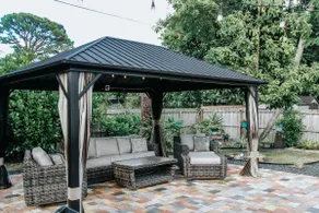 Family-Friendly Tropical Oasis by Downtown & Beach with Gorgeous Backyard - Image 3