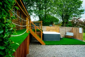 Pine lodge: Beautiful log cabin with hot tub - Image 5
