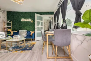 Modern Zen Stay Near Hard Rock Stadium - Image 2