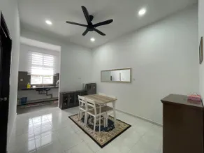 Izz Hannah Homestay - Image 3