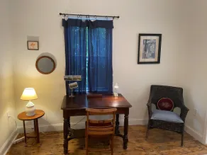 Walkable Studio with a Fire Pit - Image 3