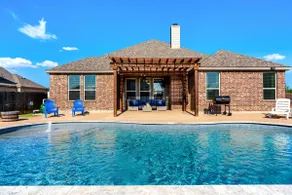 Poolside Noble House Close to Magnolia & Baylor! - Image 2