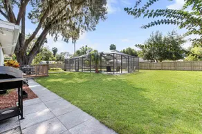 Pool, bbq & large backyard in charming downtown. Pet Friendly! - Image 5