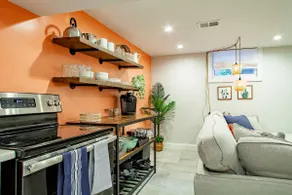 Private 1-BR DC Residential-Style Stay Parking - Image 3