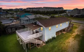 Getaway Home on Topsail Island! - Image 2