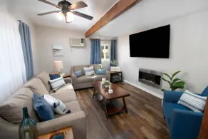 Charming Winchester Guesthouse near Wine Country - Image 4
