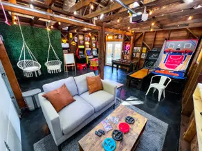 Family Friendly Home! HotTub, Game Room, MiniGolf! - Image 3