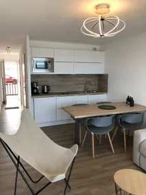 108 Breathtaking view 1 bedroom waterfront + garage - Image 4