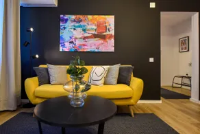 Lemonade | Sunny 1 BR Apartment - Image 4